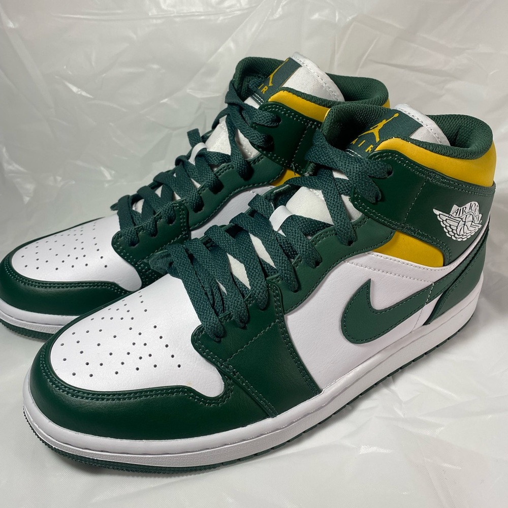 Air Jordan 1 Mid